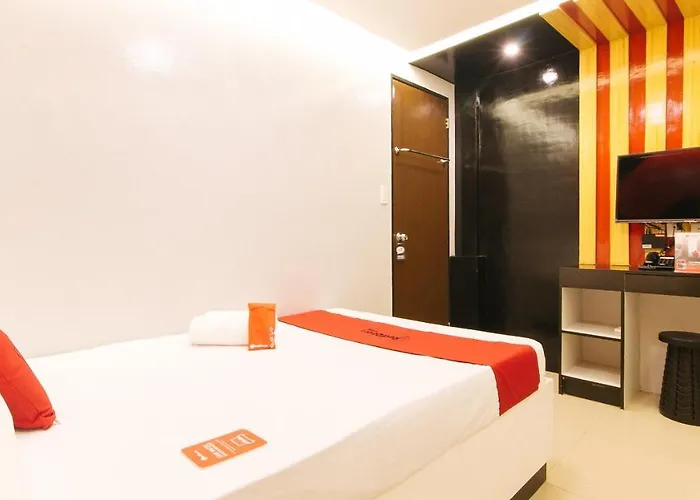 Hotel Reddoorz @ Walk 2*